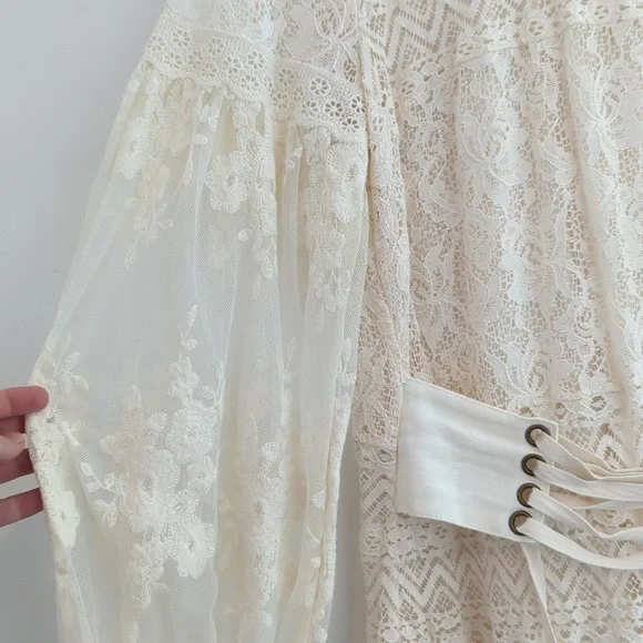 Spell Dawn Lace Belted Midi Dress - Picture 5 of 9